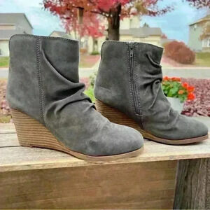 New (MSRP:$89) LEATHER DIBA Wood Wedge Heel Suede Slouch Style Booties - Sz 8.5